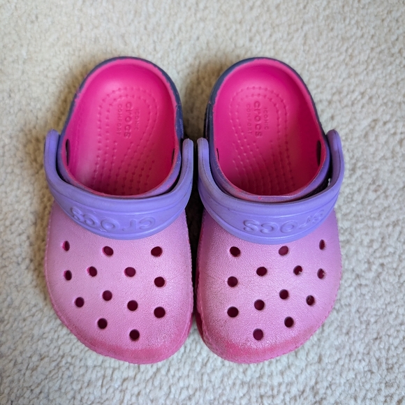 Toddler Girls Crocs, Pink Purple, Size 6 - Picture 1 of 6